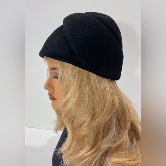 Fabulous black chic felt hat from the 90s main image 6